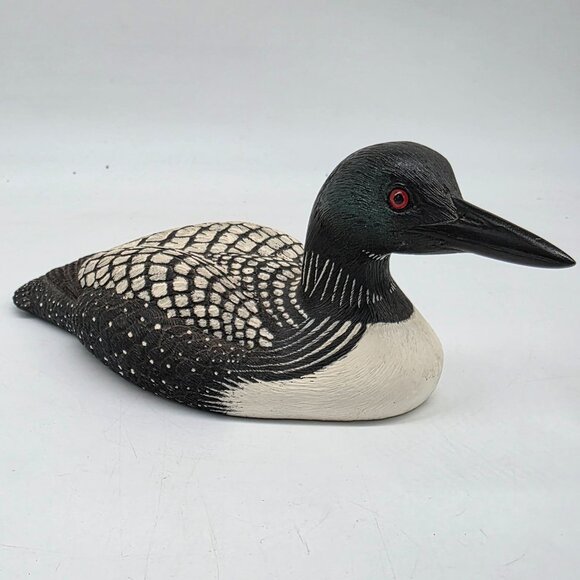 Handcrafted Common Loon Wildlife Figure Detailing Jennings Decoys 10" - Picture 2 of 10